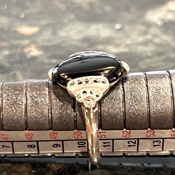 Sterling silver Onyx marcasite ring size 5.5 - Picture 3 of 5